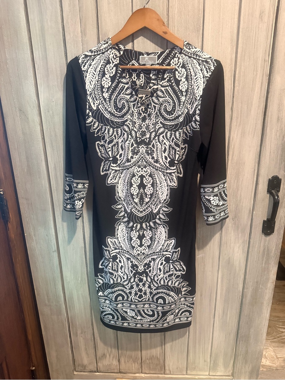 DRESS JM Collection Black and White Paisley-Print with silver accents Midi Dress